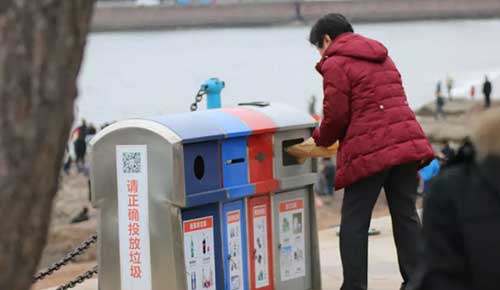 如何分類生活垃圾？四色垃圾桶，收納種類各不同