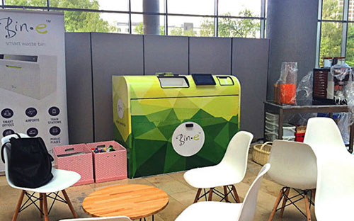 太聰明！人工智能垃圾桶能夠自動分類垃圾