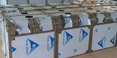 不銹鋼環(huán)保分類垃圾桶批量生產圖