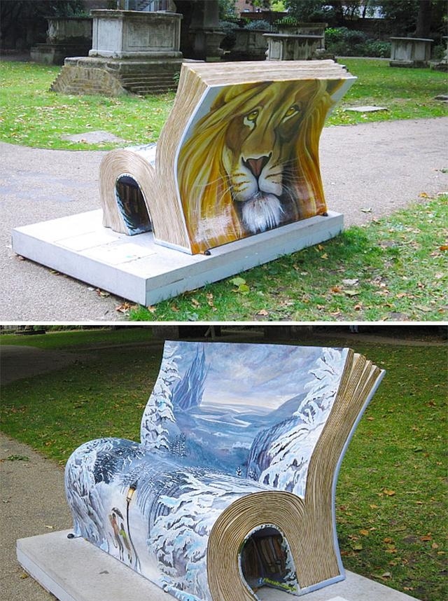 書本造型設(shè)計的創(chuàng)意戶外休閑椅，這個放動物園再合適不過。