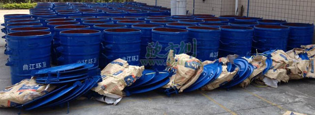 環(huán)衛(wèi)車(chē)專用桶生產(chǎn)廠家